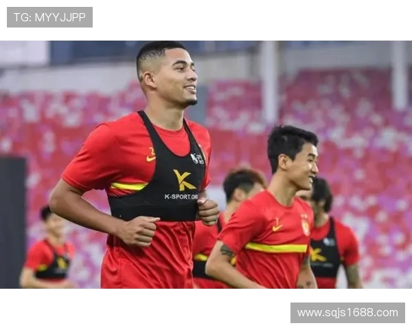 广州足球队快攻战术深度解析与实践应用探讨 广州足球队快攻战术深度解析与实践应用探讨