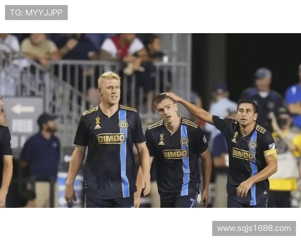 亚特兰大联与木材的激烈对决揭示了足球战术的魅力与团队合作的重要性 亚特兰大联与木材的激烈对决揭示了足球战术的魅力与团队合作的重要性