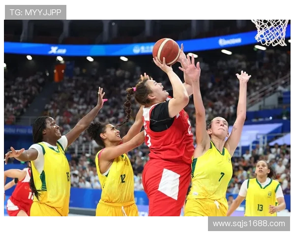 大运会女足巅峰对决中国队迎战巴西队激情四溢展现青春风采