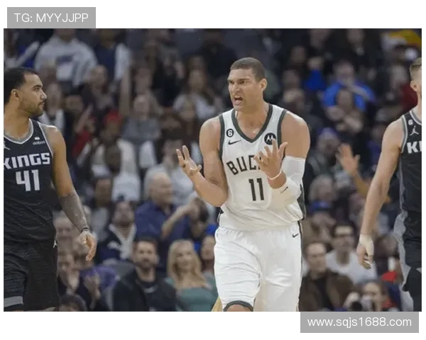 布鲁克洛佩斯:从NBA巨星到篮球战术的领航者 布鲁克洛佩斯:从NBA巨星到篮球战术的领航者