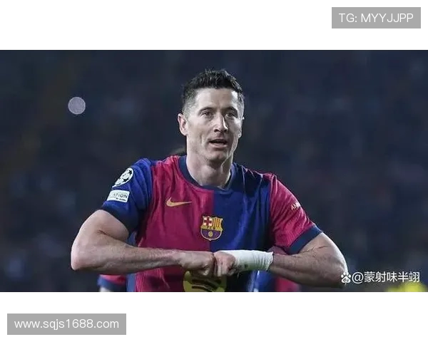 莱万再创辉煌领衔球队冲击新赛季荣耀与梦想 莱万再创辉煌领衔球队冲击新赛季荣耀与梦想