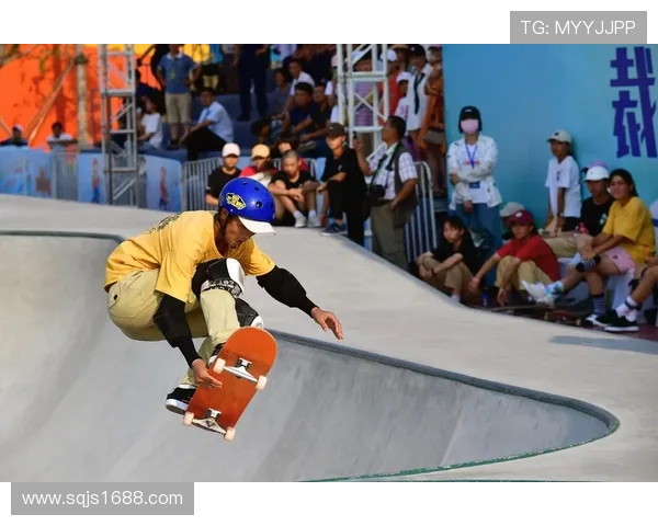 广州极限运动队在滑板精英赛中以96分稳居积分榜首位