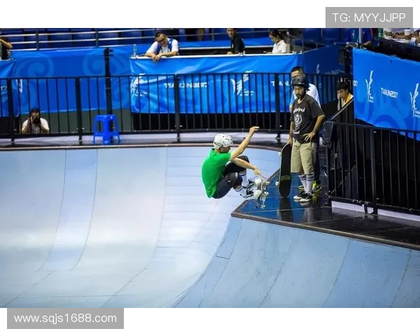 刘磊独家分享滑板技巧与心得体会助你快速提升滑板水平